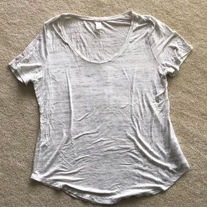 Scoop neck super soft T